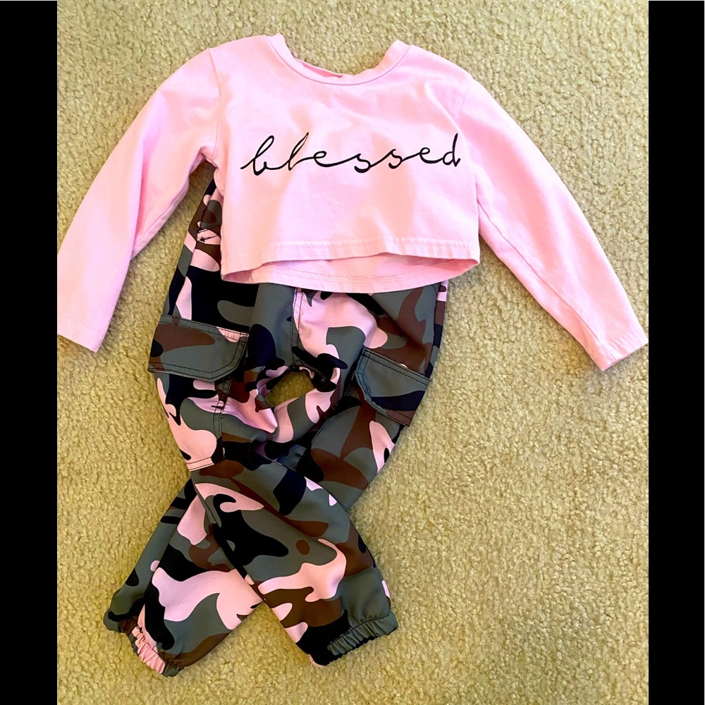 Toddler Girls Fall Outfit Camo Pant Set   Cropped Shirt-Blessed Size: 3T-4T